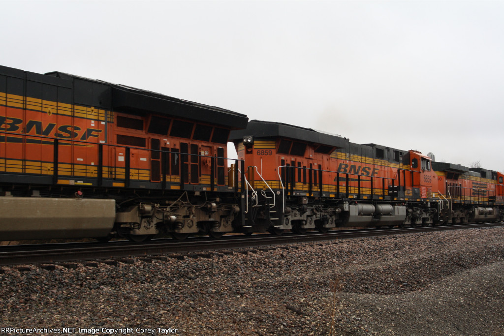 BNSF 6859